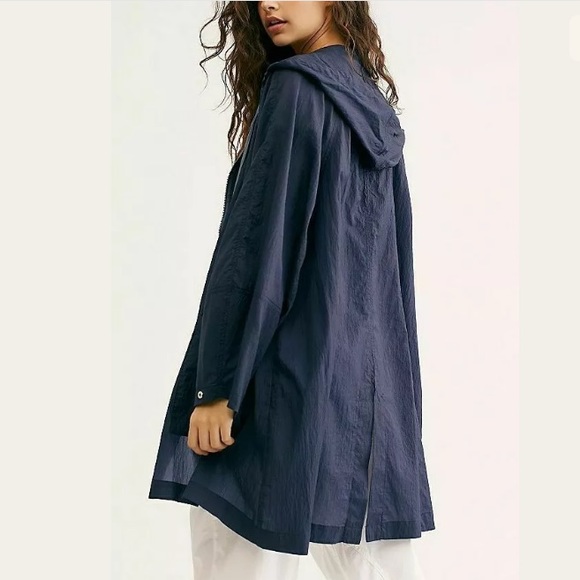 Jackets \u0026 Coats | Packable Raincoat 